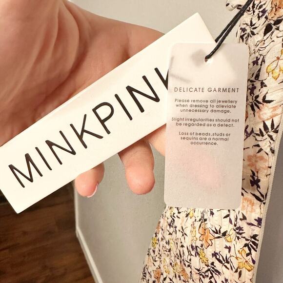 Minkpink Surrey Ditsy Floral Mini Dress Women's Size Medium NEW V neck ruffle - Picture 10 of 13